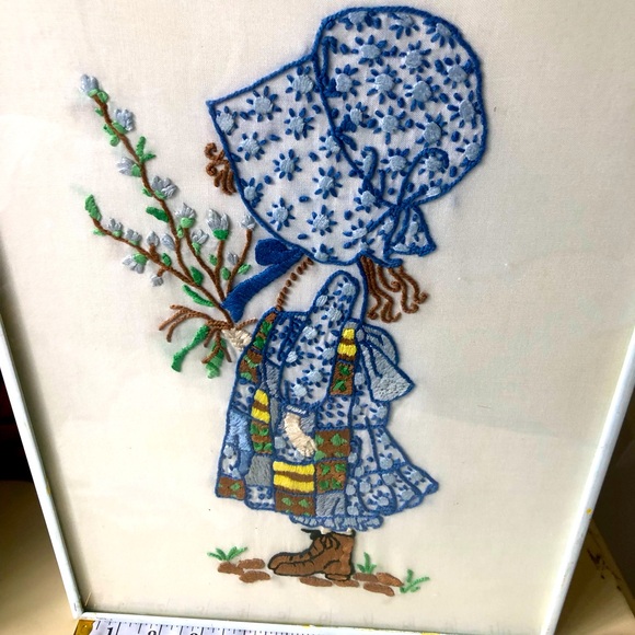 Vintage 1970’s Holly Hobbie Frame - Picture 4 of 8